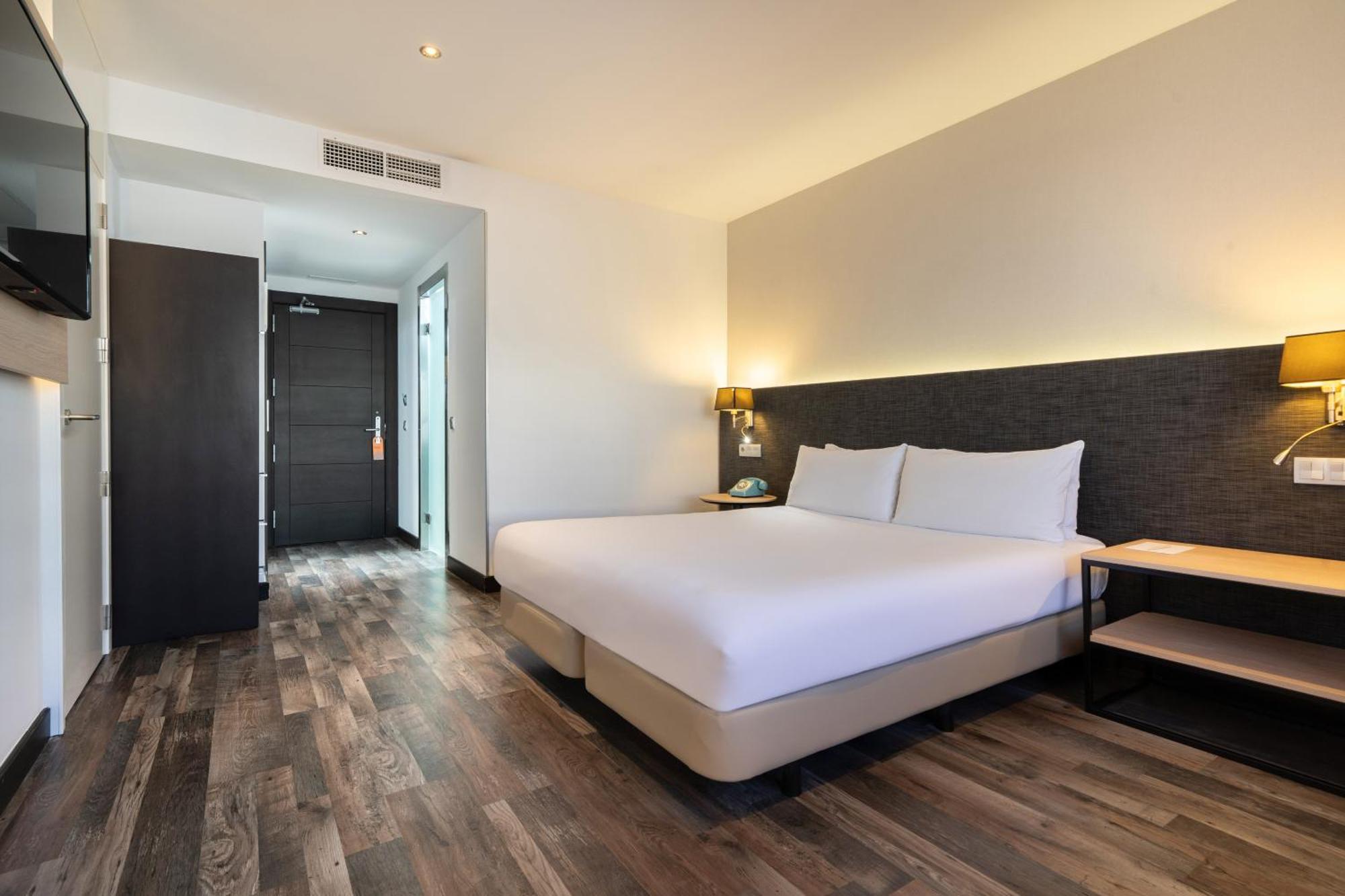 Hotel Cadiz Paseo Del Mar, Affiliated By Melia Екстер'єр фото