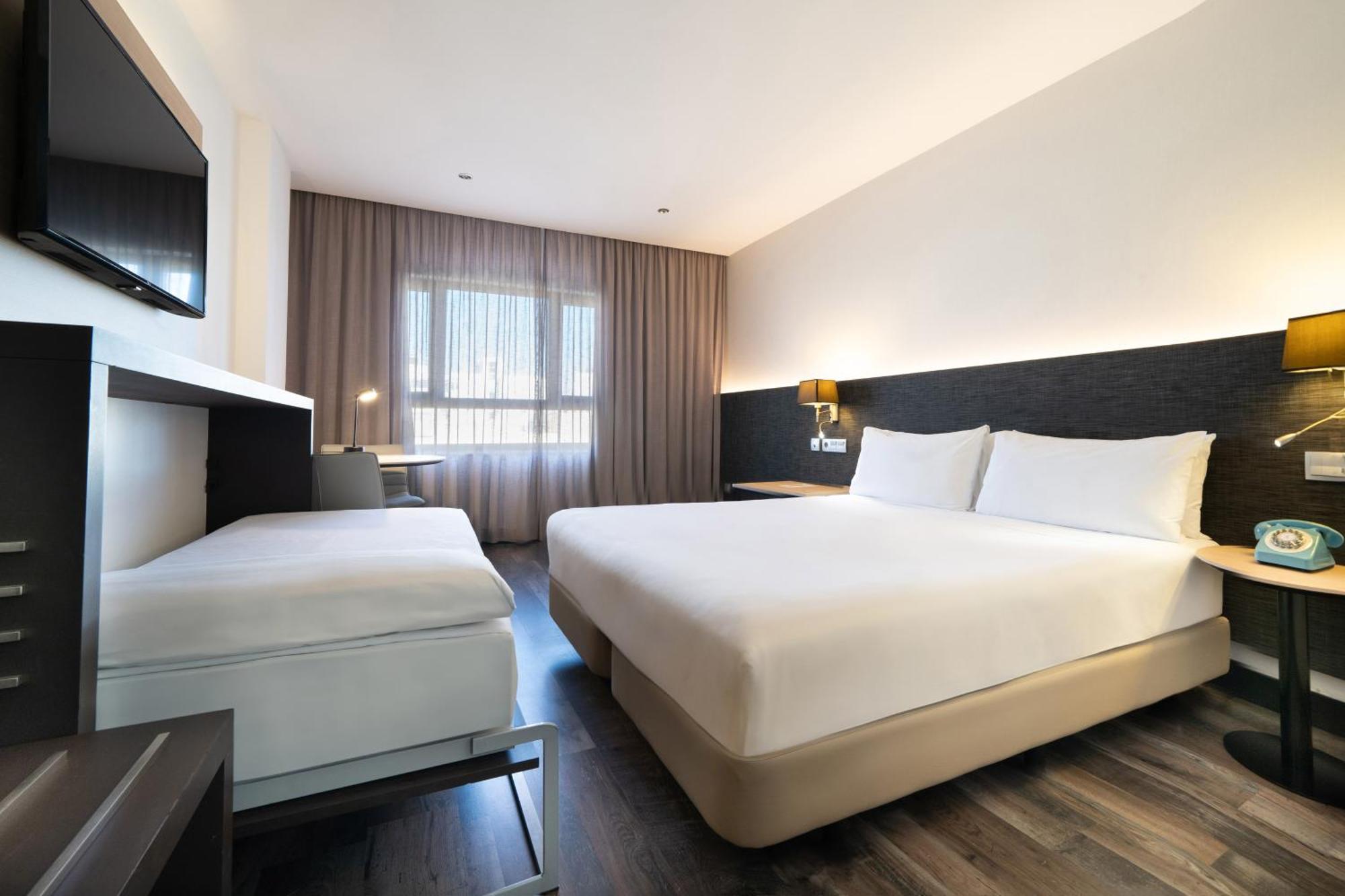 Hotel Cadiz Paseo Del Mar, Affiliated By Melia Екстер'єр фото