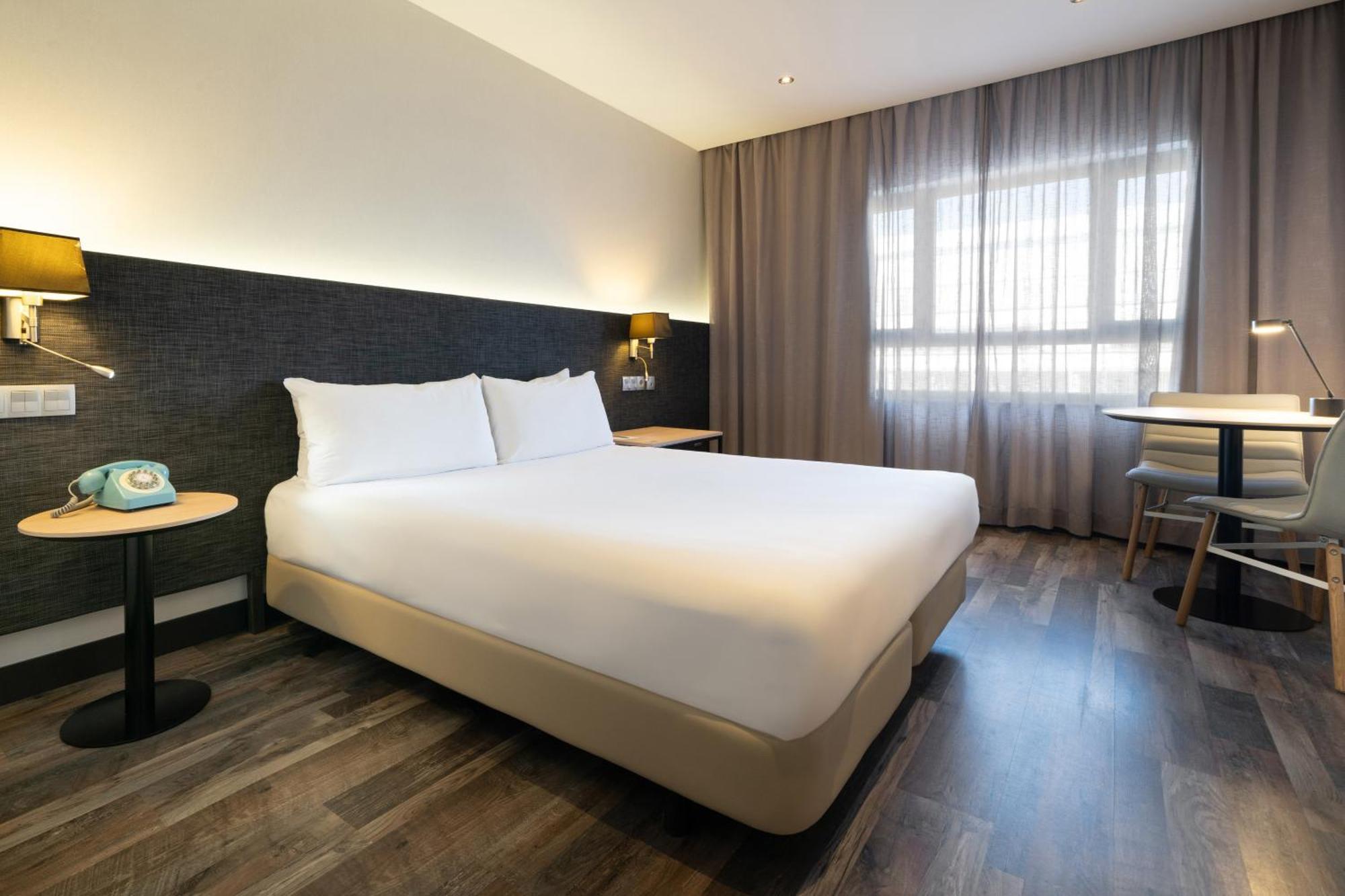 Hotel Cadiz Paseo Del Mar, Affiliated By Melia Екстер'єр фото